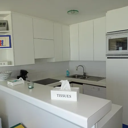 Luxury App, Frontal Sea View + South Terrace + Garage Appartement